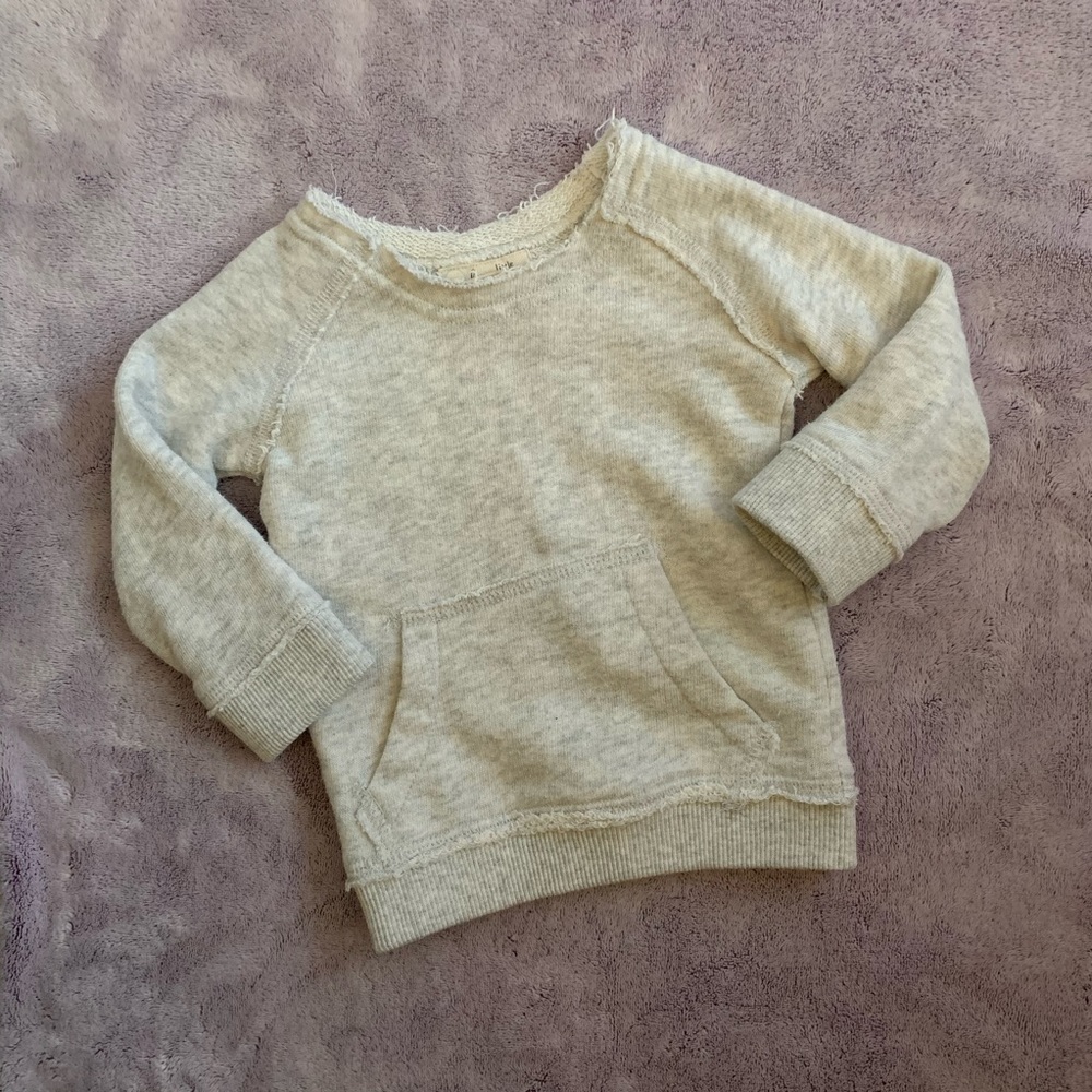 5/$15🎀 Little peanut gray sweatshirt
